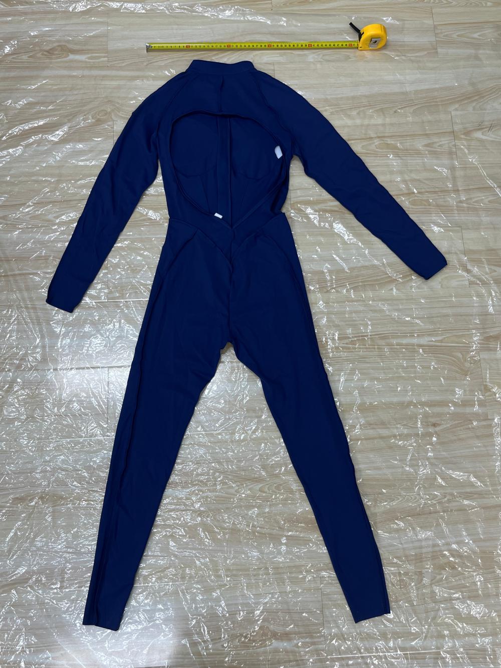 Mono deportivo de manga larga para mujer FGB25633