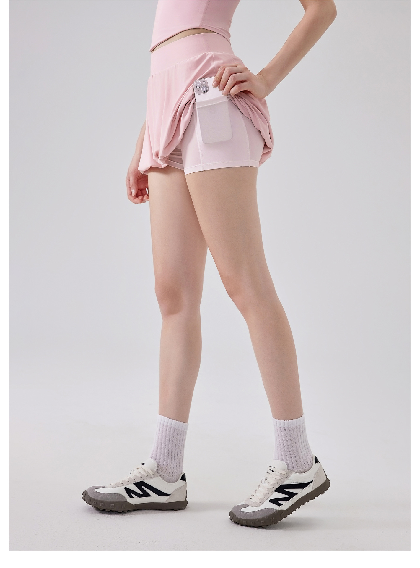 Falda de tenis plisada con cintura alta y realce de cadera para mujer FGBDQ5515