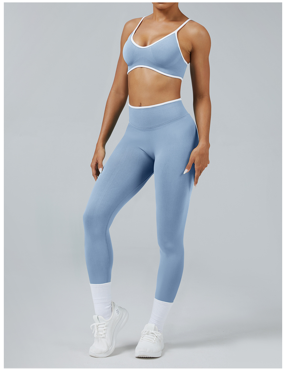 Conjunto de 4 piezas de ropa deportiva para yoga y gimnasio sin costuras para mujer FGB3006