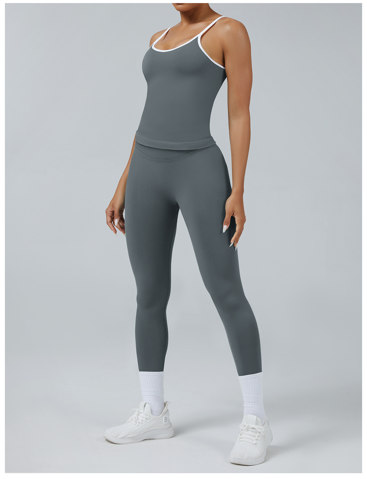 Conjunto de 4 piezas de ropa deportiva para yoga y gimnasio sin costuras para mujer FGB3006