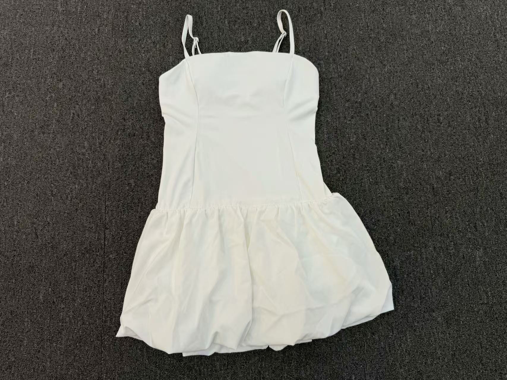 Ropa de yoga, vestidos de mujer con capullos de flores, ropa deportiva, vestido de tenis con pantalones cortos anti-escalonamiento FGB7155