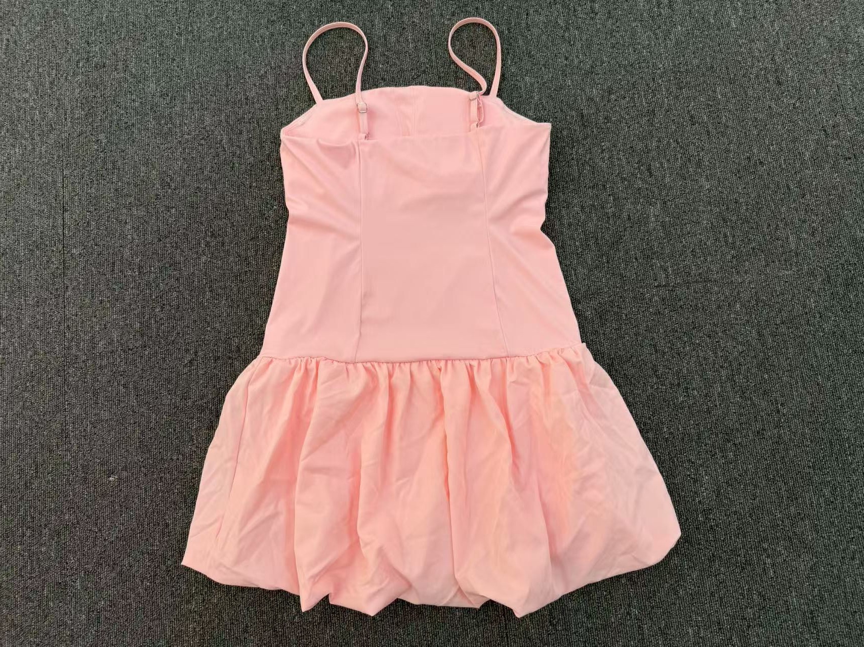 Ropa de yoga, vestidos de mujer con capullos de flores, ropa deportiva, vestido de tenis con pantalones cortos anti-escalonamiento FGB7155