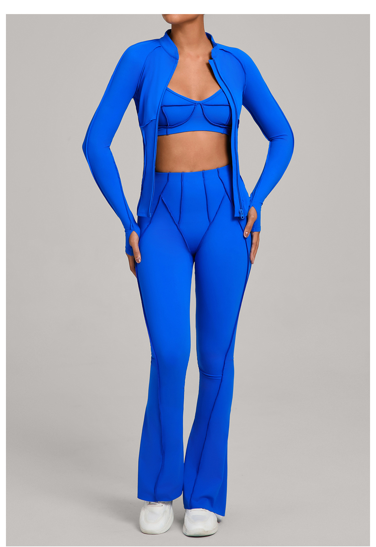 Conjunto deportivo de yoga y gimnasio de tres piezas para mujer: chaqueta con cremallera completa, sujetador deportivo, pantalón acampanado con efecto push-up para realzar los glúteos (FGB3321 86040 25098)