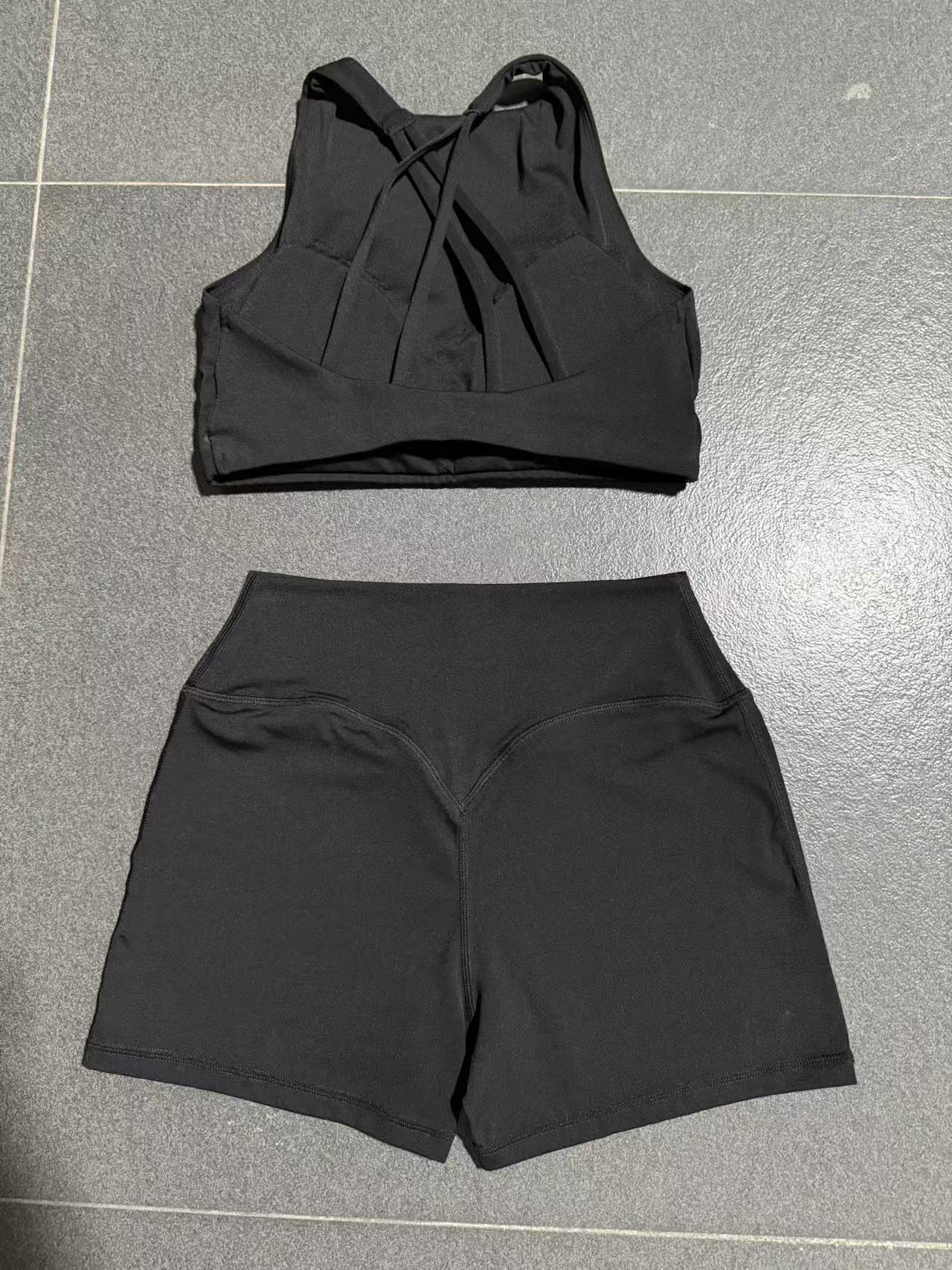 Conjunto deportivo de dos piezas para mujer con cintura elástica y pantalones cortos de yoga color piel FGB16786 10160