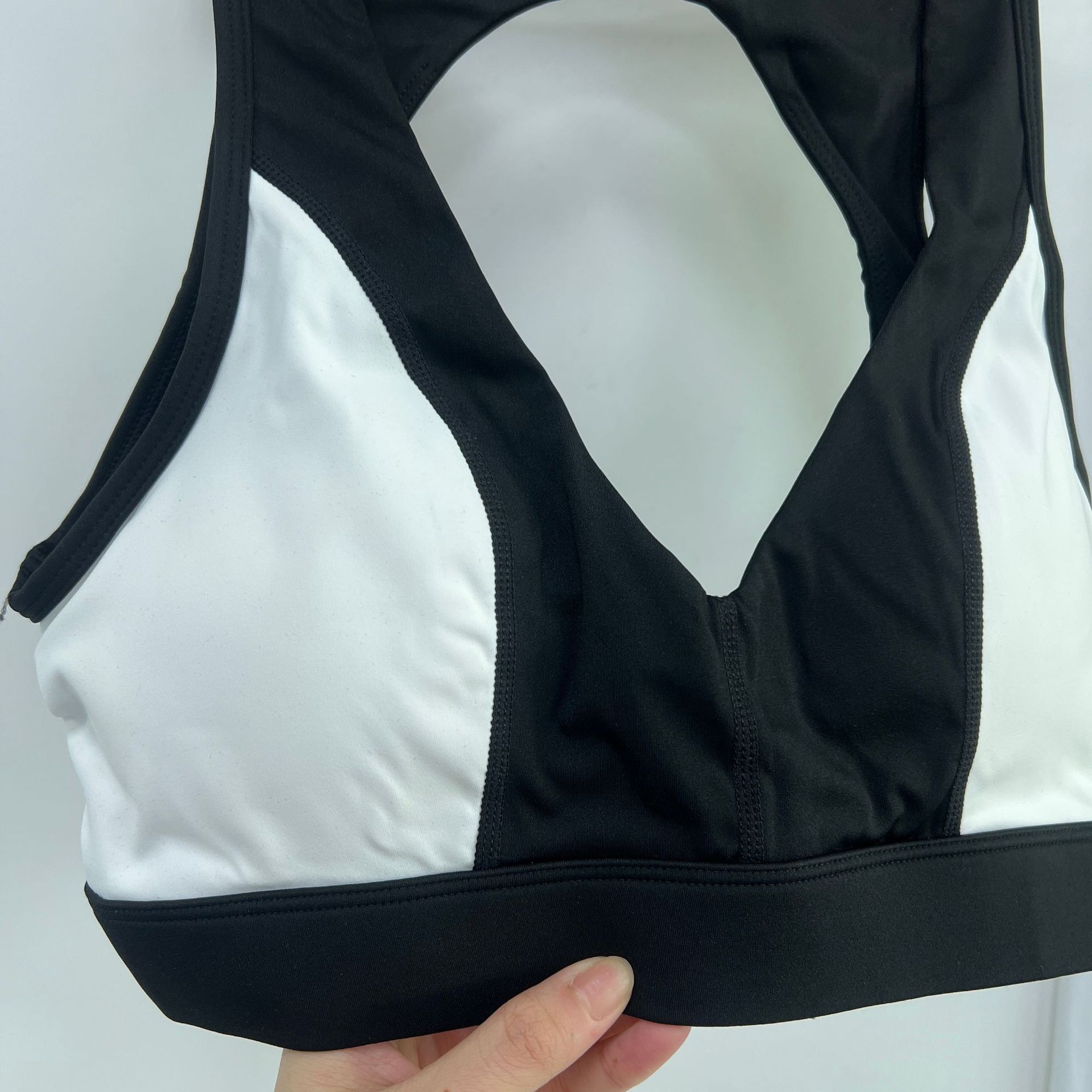 Sujetador deportivo transpirable para gimnasio, mallas de fitness, conjunto de sujetador de yoga para mujer FGB202418