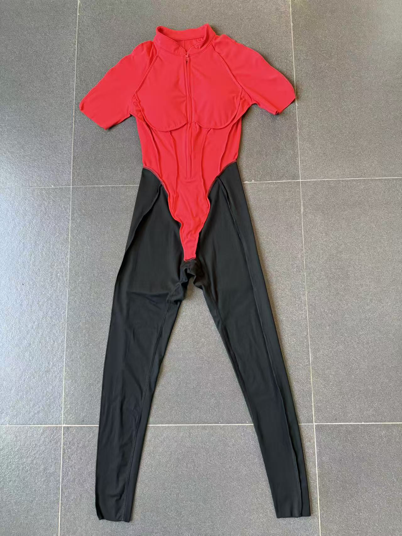 Mono de una pieza para mujer con cremallera, manga corta, ideal para actividades deportivas, baile, fitness y yoga. FGB6093