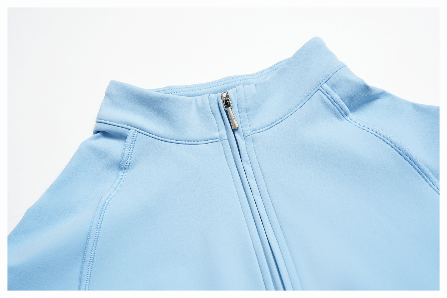 Nuevo mono de yoga de una pieza con shorts, conjunto de entrenamiento de alta intensidad para primavera, con cremallera, conjunto de fitness FGBFLT3574