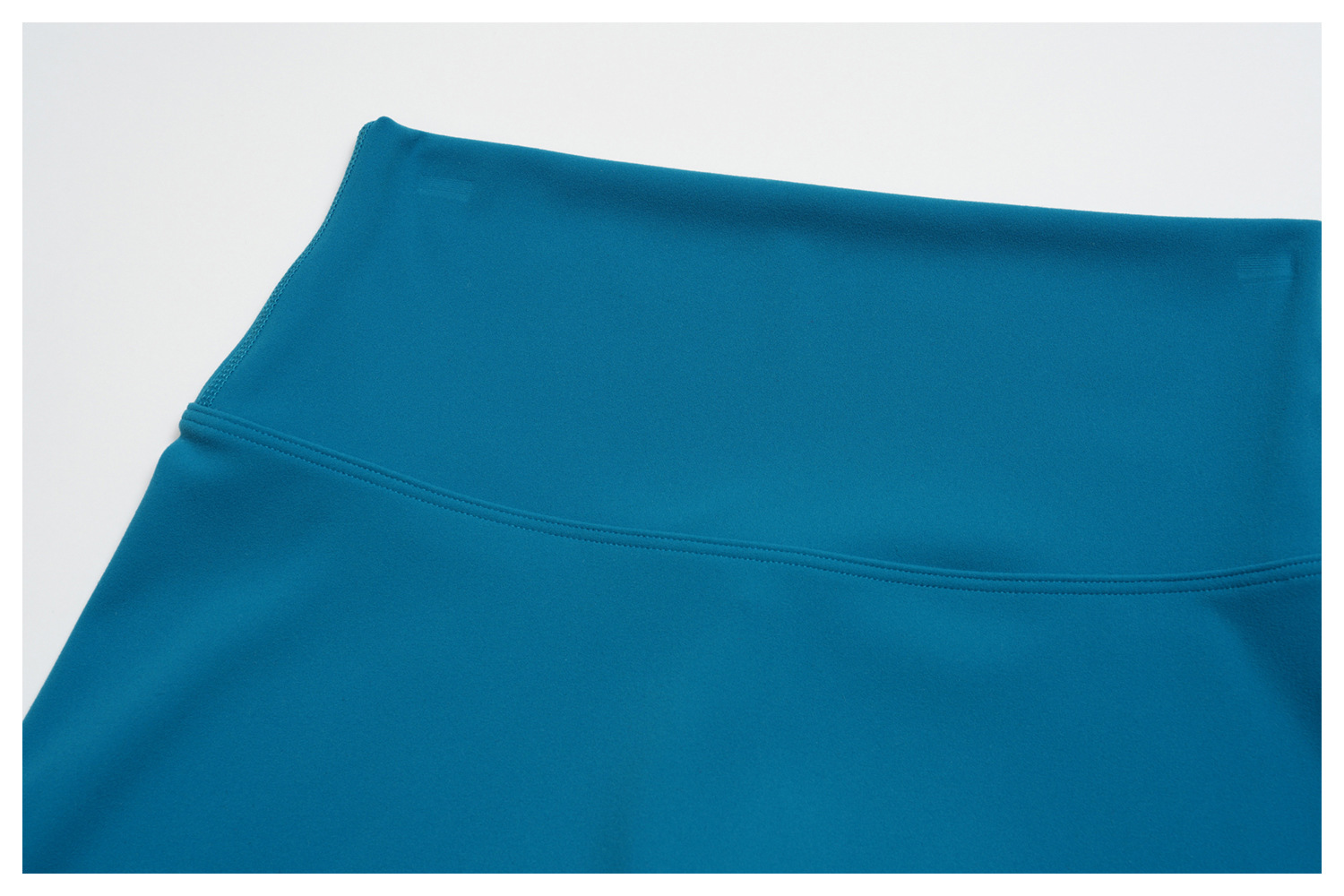 Conjunto de 2 piezas de pantalones cortos de yoga, sujetador deportivo a prueba de golpes, conjunto de fitness para realzar los glúteos, ropa deportiva de cintura alta para entrenamiento FGBTZ2551