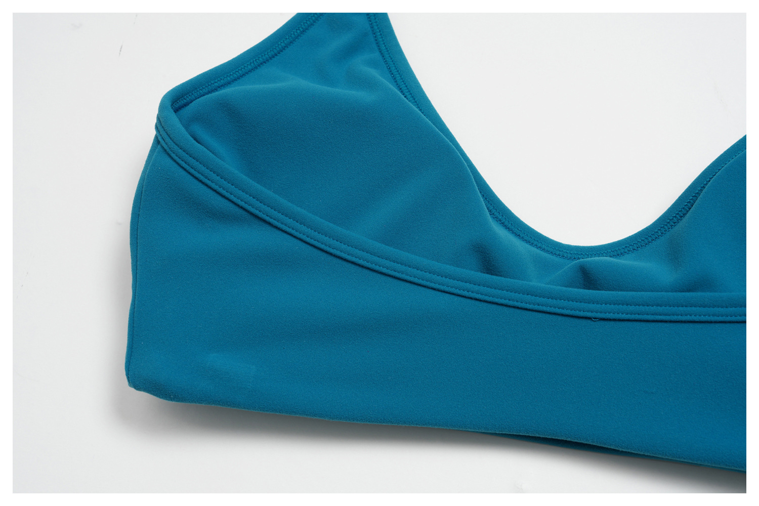 Conjunto de 2 piezas de pantalones cortos de yoga, sujetador deportivo a prueba de golpes, conjunto de fitness para realzar los glúteos, ropa deportiva de cintura alta para entrenamiento FGBTZ2551