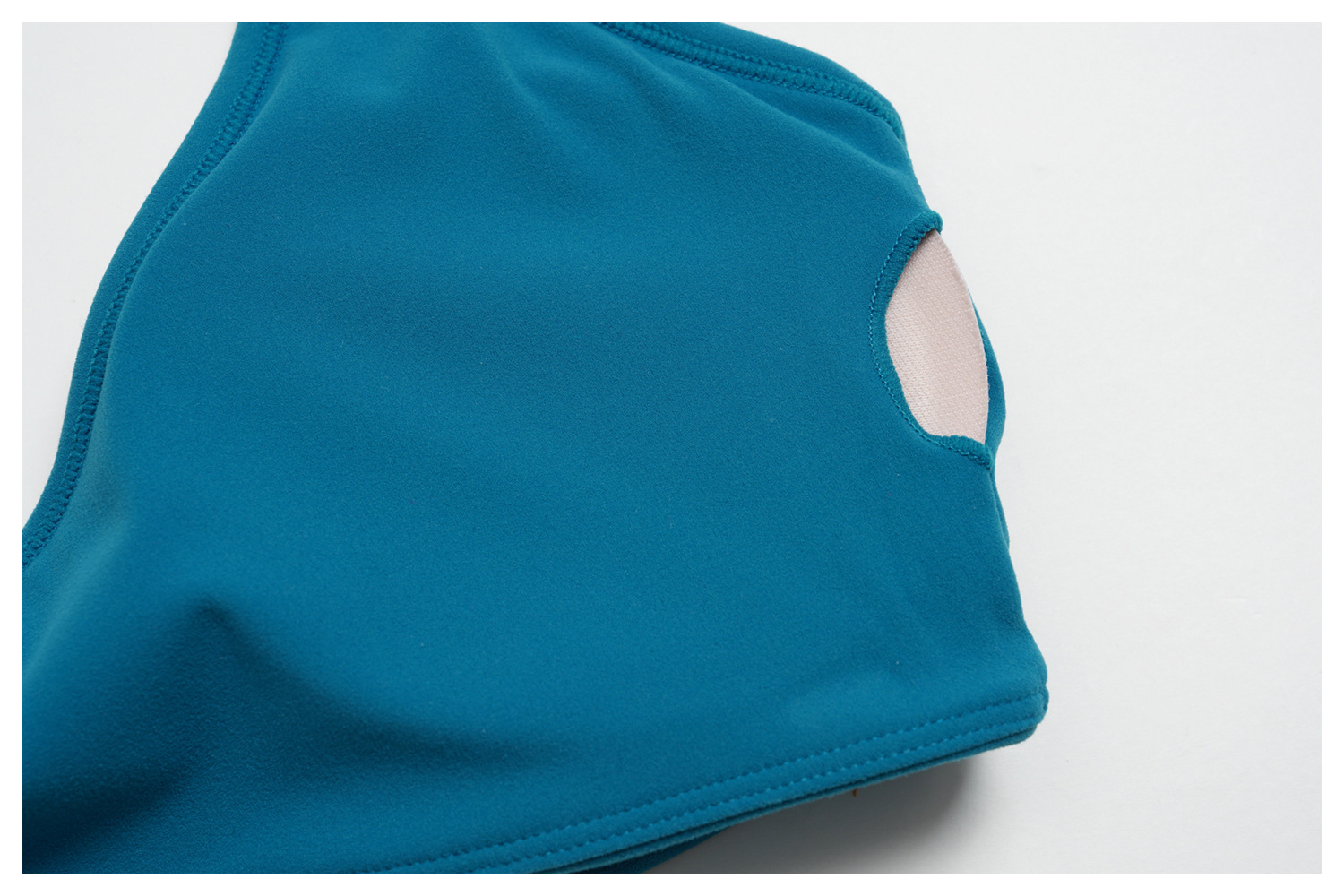 Conjunto de 2 piezas de pantalones cortos de yoga, sujetador deportivo a prueba de golpes, conjunto de fitness para realzar los glúteos, ropa deportiva de cintura alta para entrenamiento FGBTZ2551