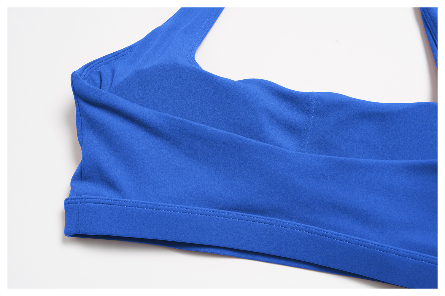 Nuevo conjunto de ropa de gimnasio para mujer de 3 piezas: pantalones acampanados y top tipo sujetador. Conjunto de entrenamiento para gimnasio y fitness FGBTZ3091