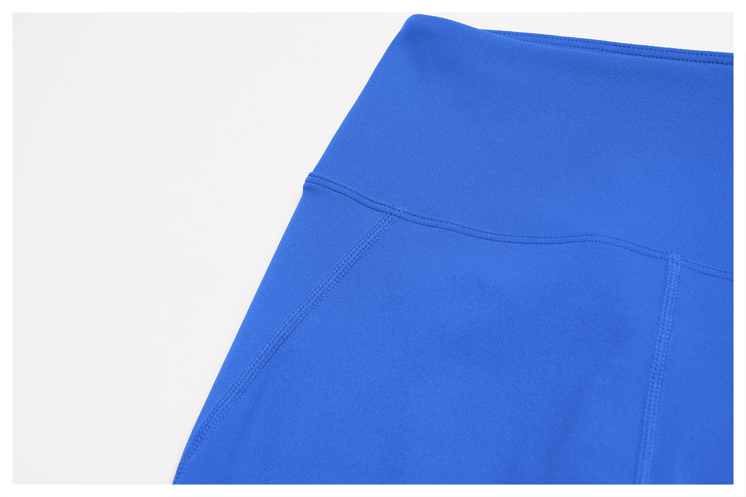 Nuevo conjunto de ropa de gimnasio para mujer de 3 piezas: pantalones acampanados y top tipo sujetador. Conjunto de entrenamiento para gimnasio y fitness FGBTZ3091