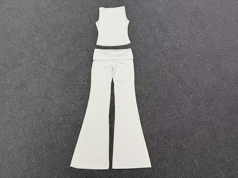Conjunto deportivo de yoga para mujer: camiseta sin mangas y pantalones acampanados (modelo FGBQS6012 2257)