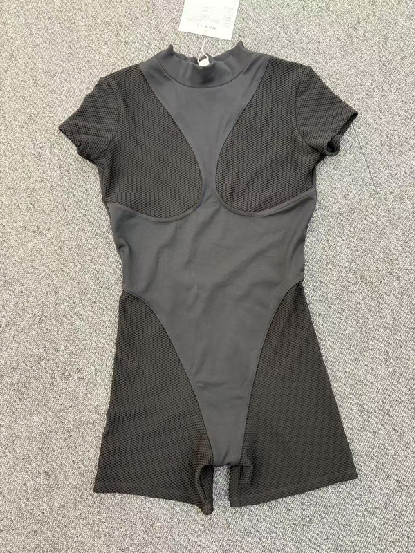 Conjunto de ropa deportiva para yoga y fitness: leggings de secado rápido y mono corto de una pieza para mujer (modelo FGBQS8603)
