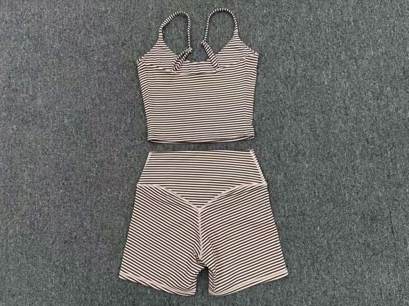 Conjunto deportivo para mujer (camiseta sin mangas y pantalones cortos) para gimnasio, fitness y yoga; tejido de secado rápido, ideal para correr y actividades al aire libre (modelo FGBQS7116 1571)