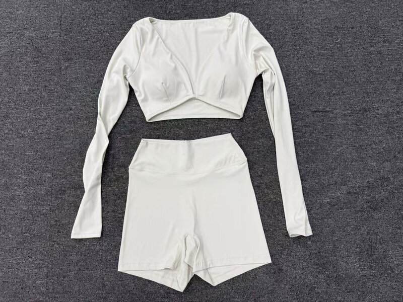 Conjunto de yoga para mujer: top corto y shorts de tiro alto, elásticos, de 2 piezas, para entrenamiento, gimnasio, fitness y actividad física (FGBQS1834 2208)