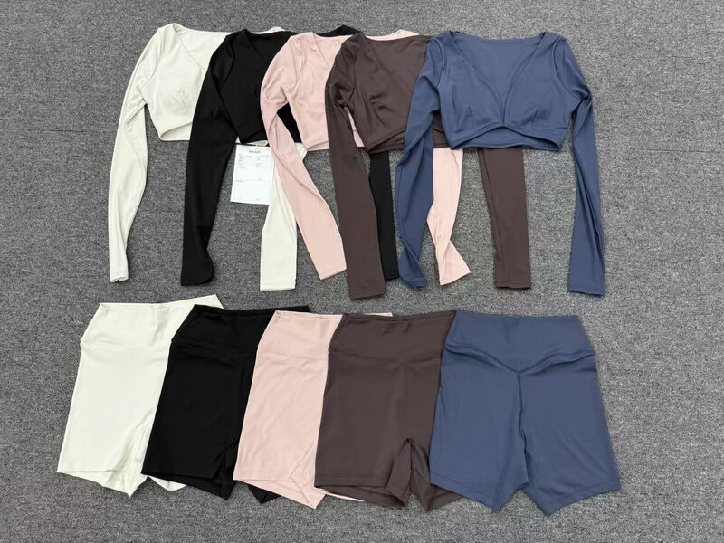Conjunto de yoga para mujer: top corto y shorts de tiro alto, elásticos, de 2 piezas, para entrenamiento, gimnasio, fitness y actividad física (FGBQS1834 2208)