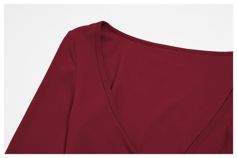 Top de yoga para mujer, de manga larga, ajustado, de nailon y elastano, diseño sencillo y liso con detalle plisado FGBFCX5529