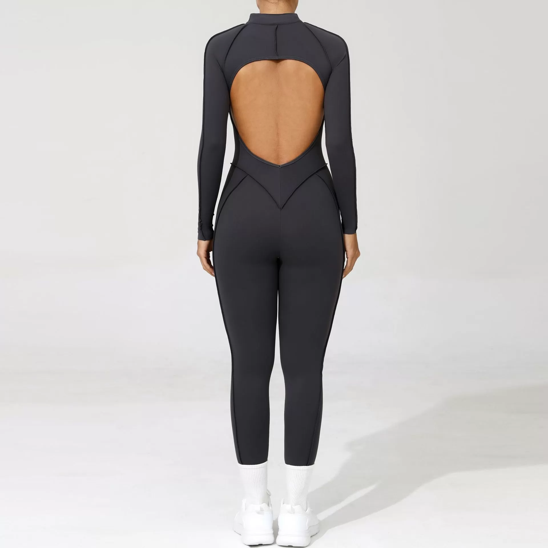 Mono deportivo de manga larga para mujer FGB25633