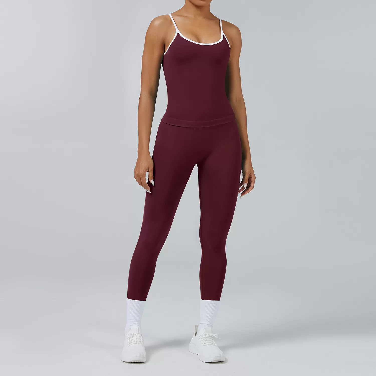 Conjunto de 4 piezas de ropa deportiva para yoga y gimnasio sin costuras para mujer FGB3006