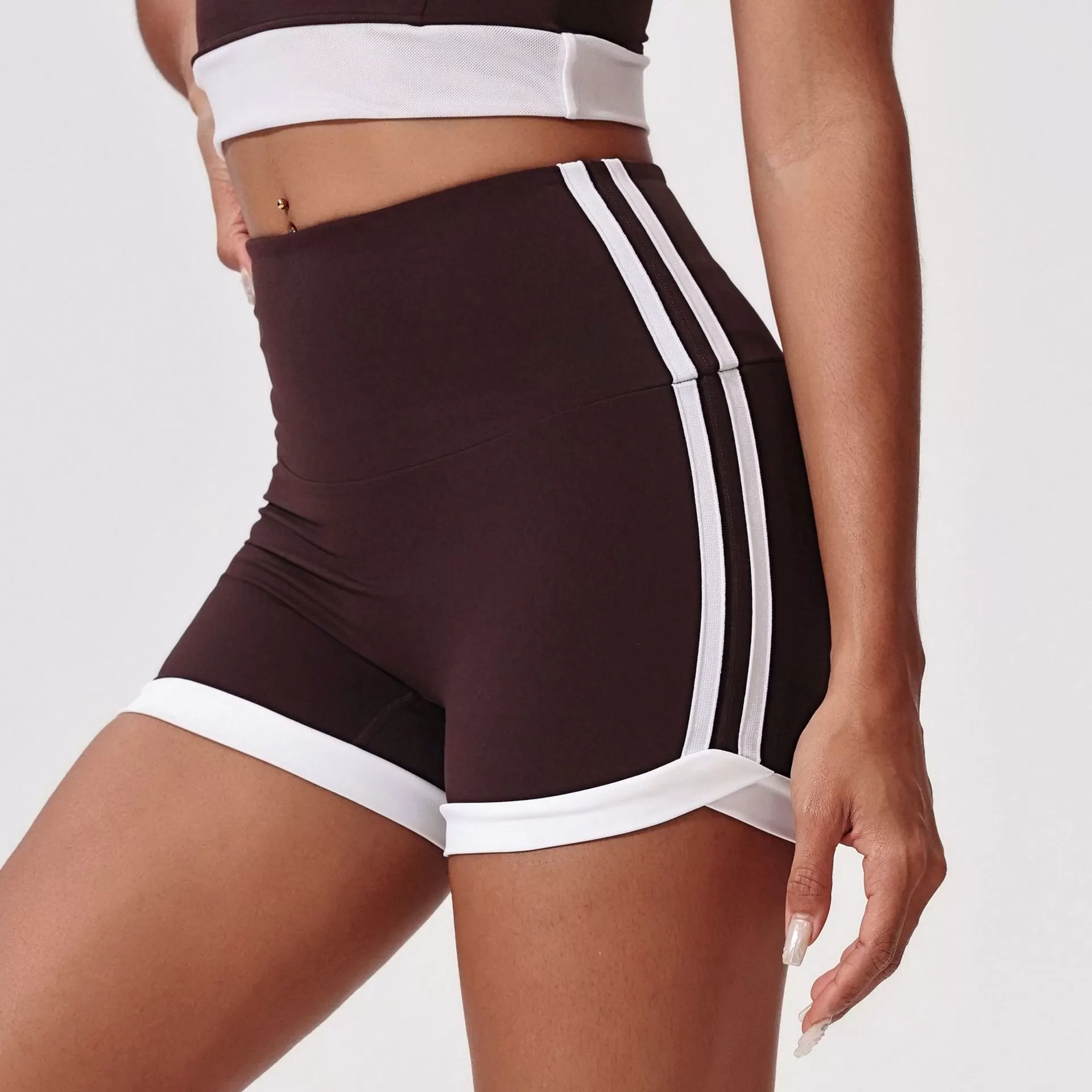 Ropa deportiva para mujer, pantalones cortos de yoga con rayas en contraste de colores, FGBDK3234