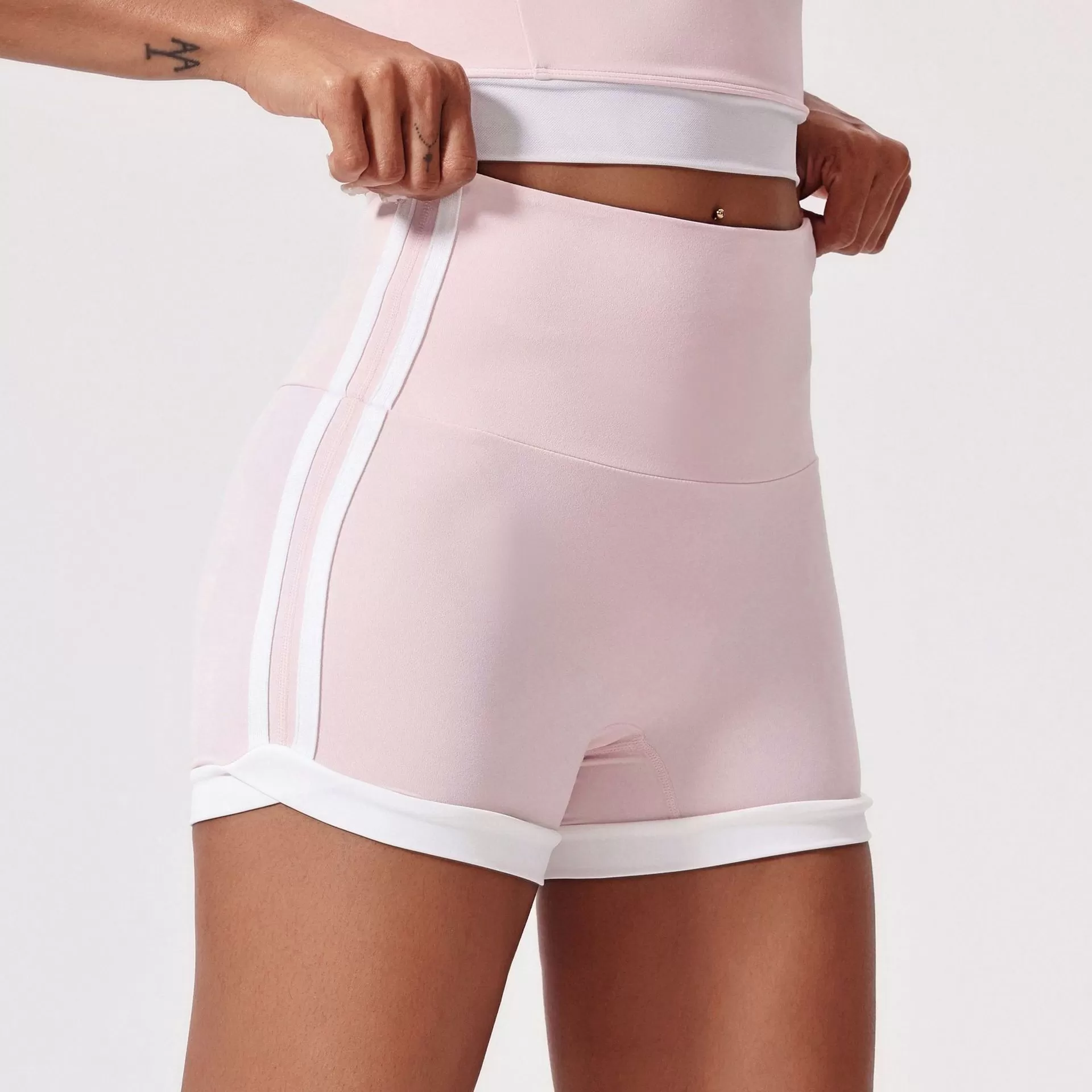 Ropa deportiva para mujer, pantalones cortos de yoga con rayas en contraste de colores, FGBDK3234