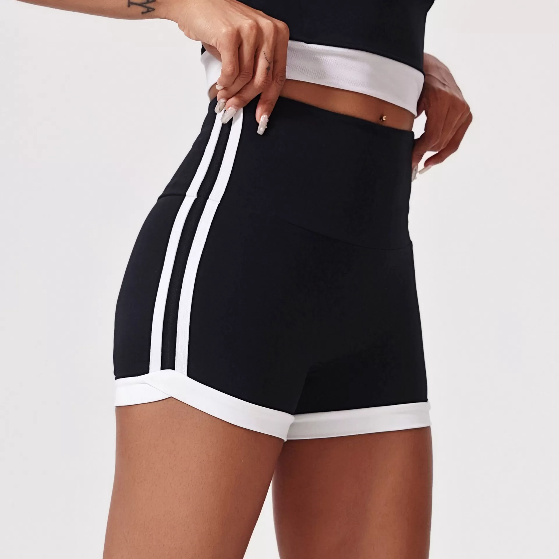 Ropa deportiva para mujer, pantalones cortos de yoga con rayas en contraste de colores, FGBDK3234