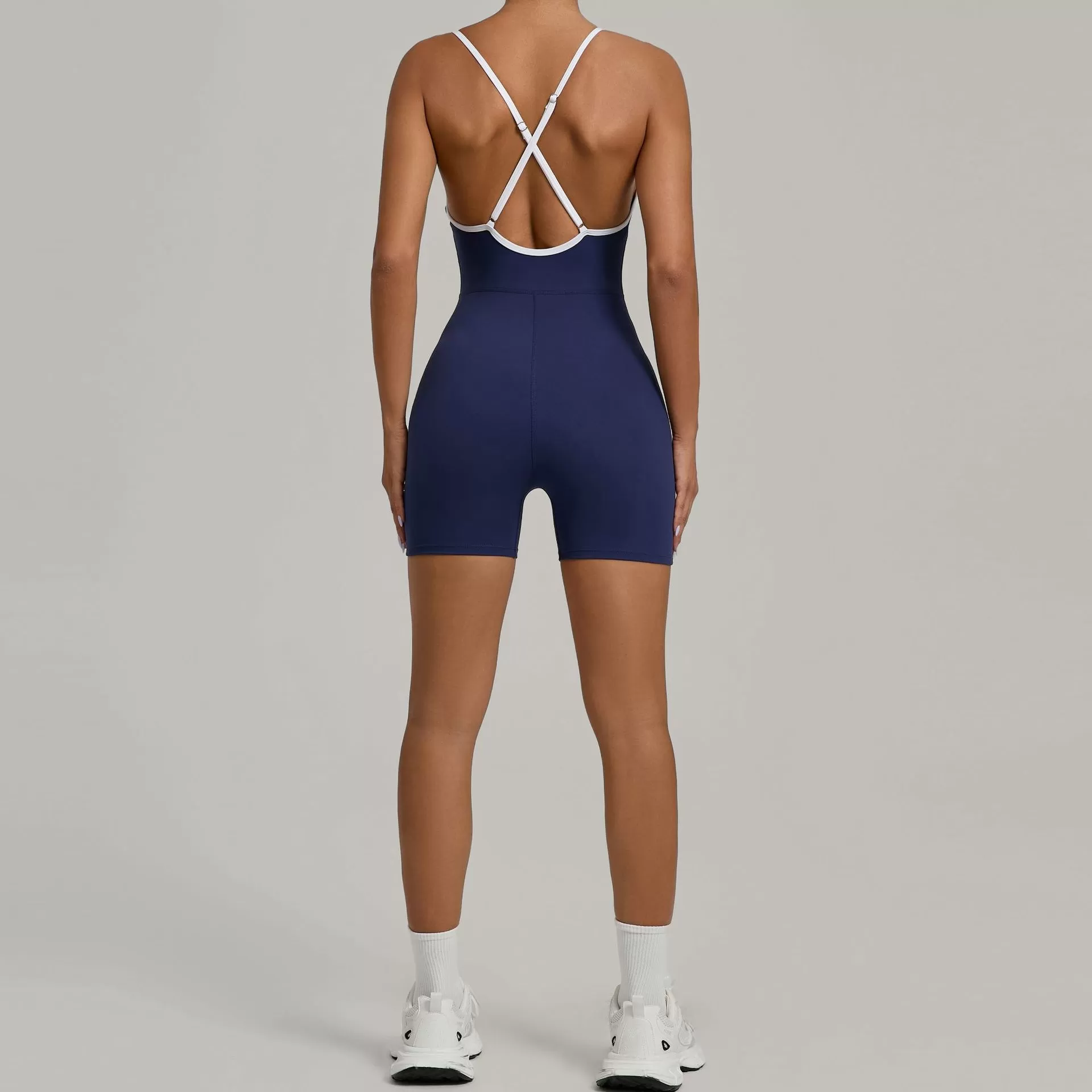 Mono deportivo con espalda cruzada para mujer FGB1091