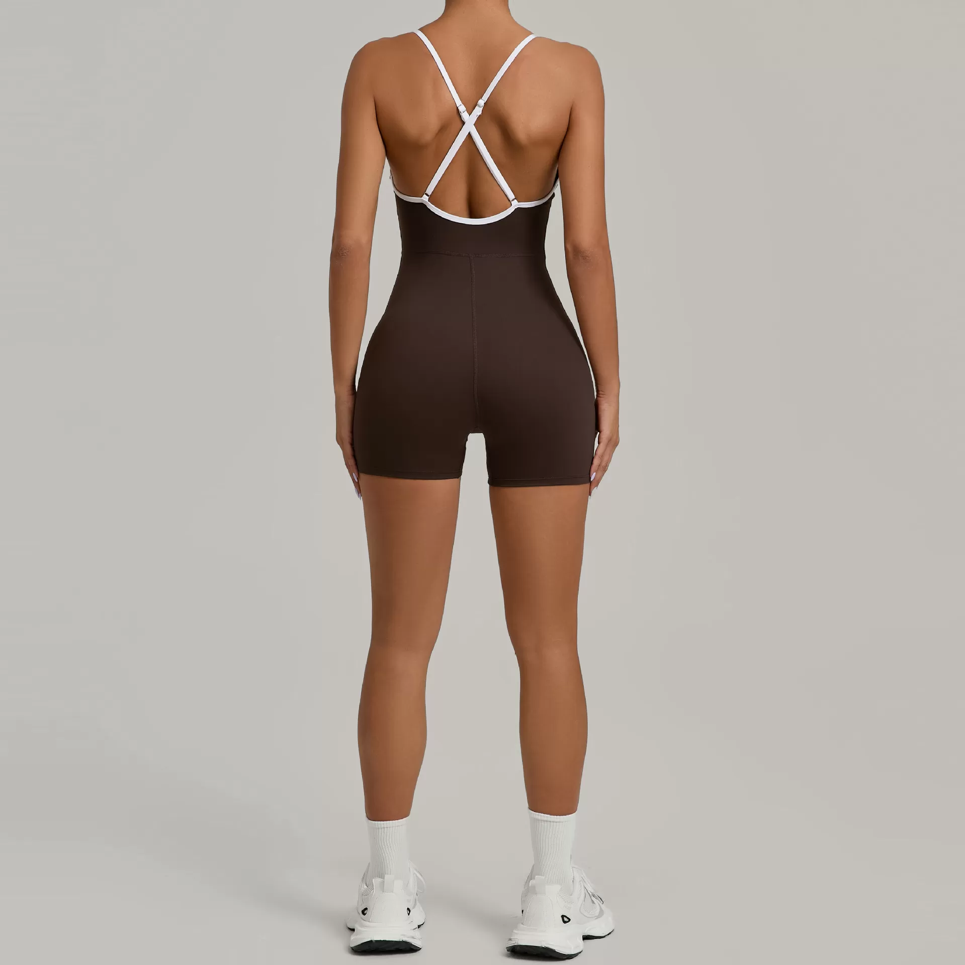 Mono deportivo con espalda cruzada para mujer FGB1091