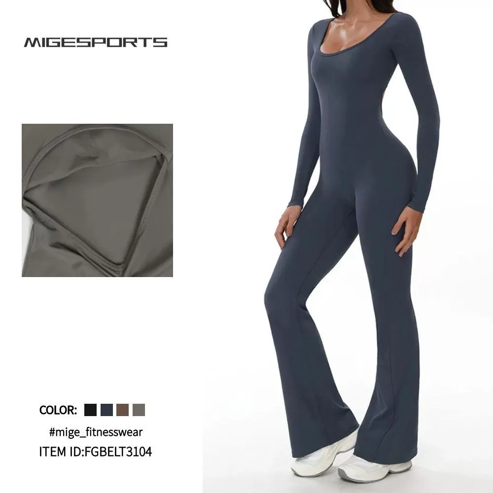 Mono deportivo de manga larga con leggings acampanados y espalda descubierta para mujer FGBELT3104
