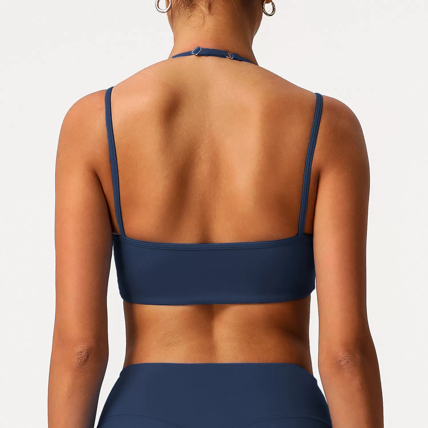 Sujetador deportivo de yoga ajustable con cuello halter y espalda descubierta de doble capa FGBSM9000
