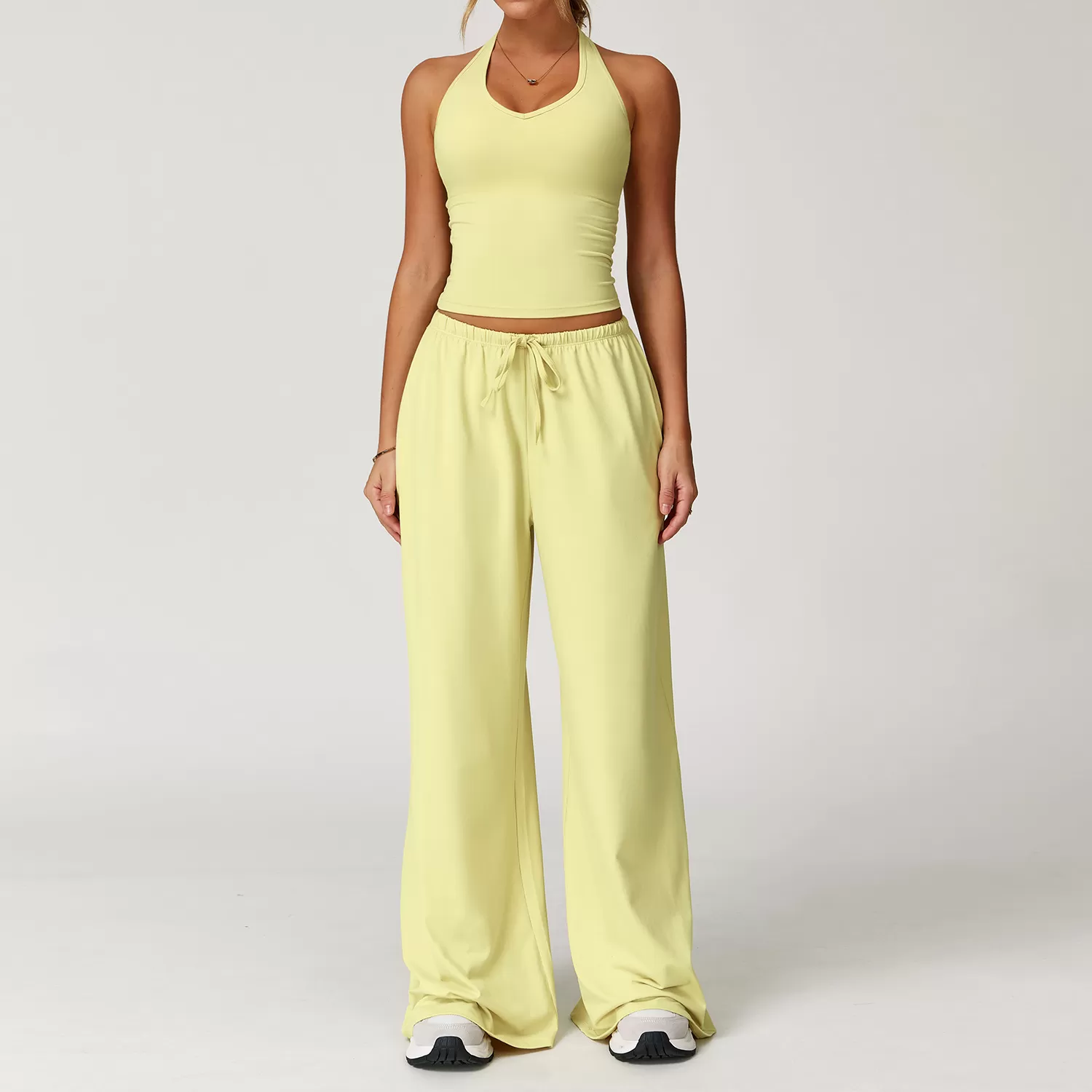 Conjunto de yoga deportivo de dos piezas para mujer, camiseta lisa, pantalon acampanado y cordon ajustable, FGBTZ3058