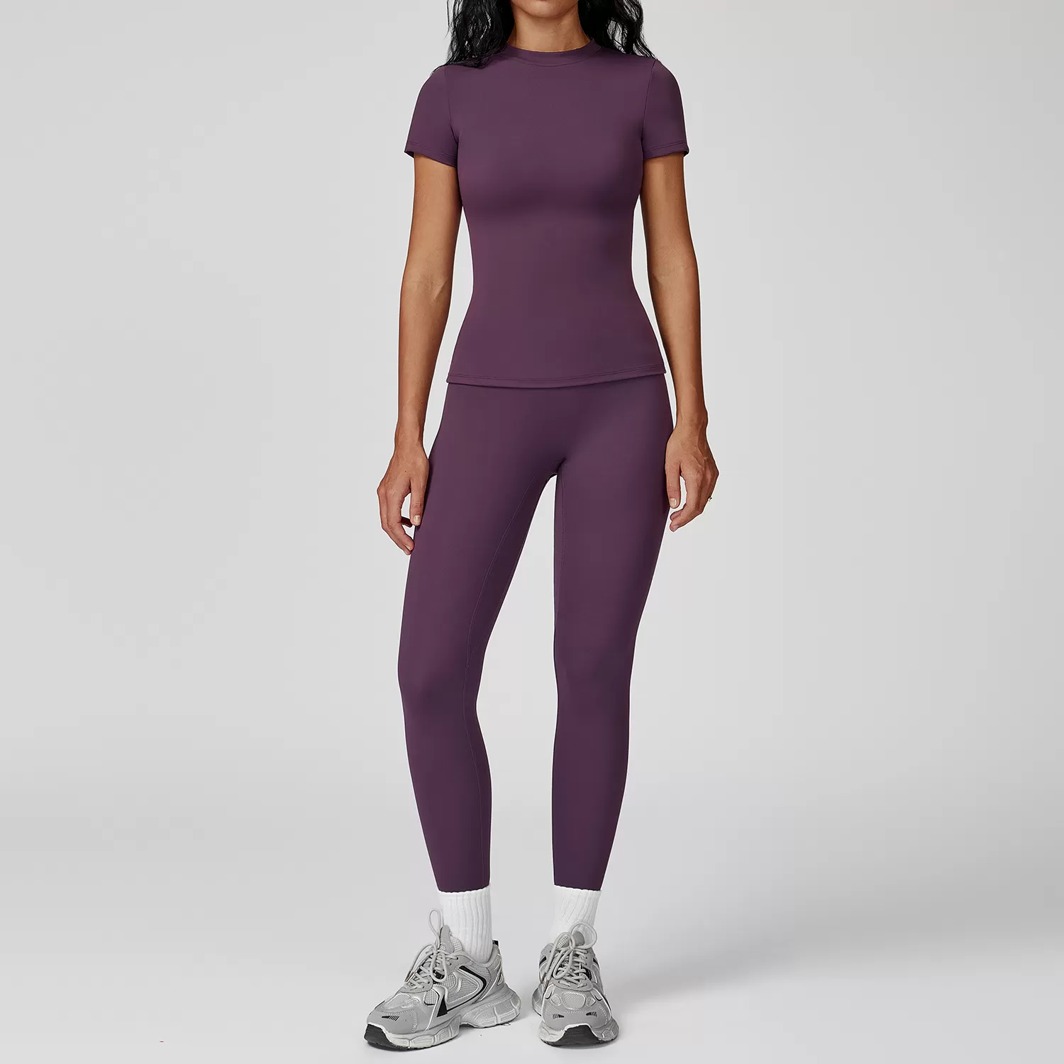 Mangas cortas moradas + leggings