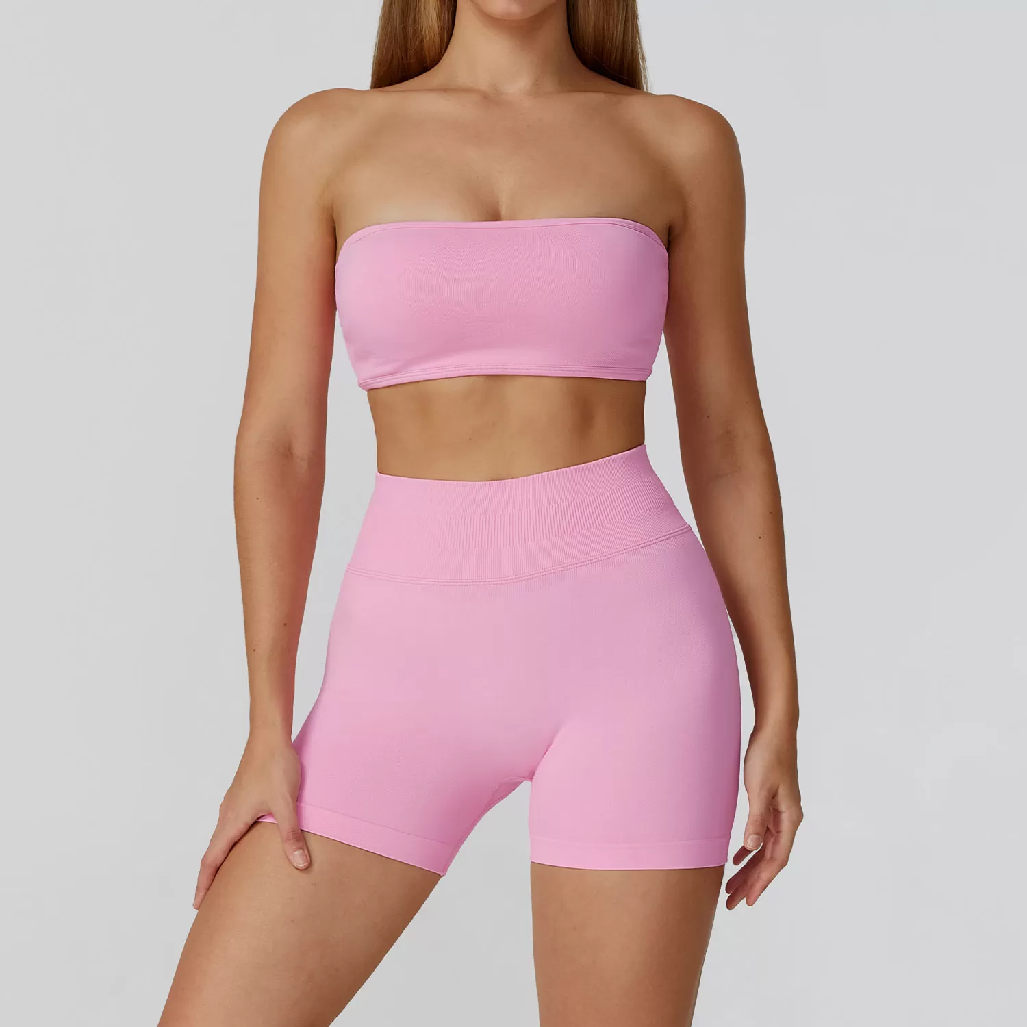 Sujetador rosa y negro + pantalones cortos