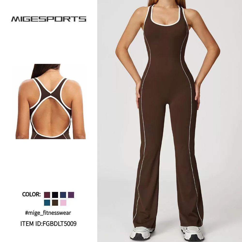 Traje de yoga ajustado al por mayor, mono de una pieza con dobladillo acampanado y control de abdomen para realce de glúteos, FGBDLT5009