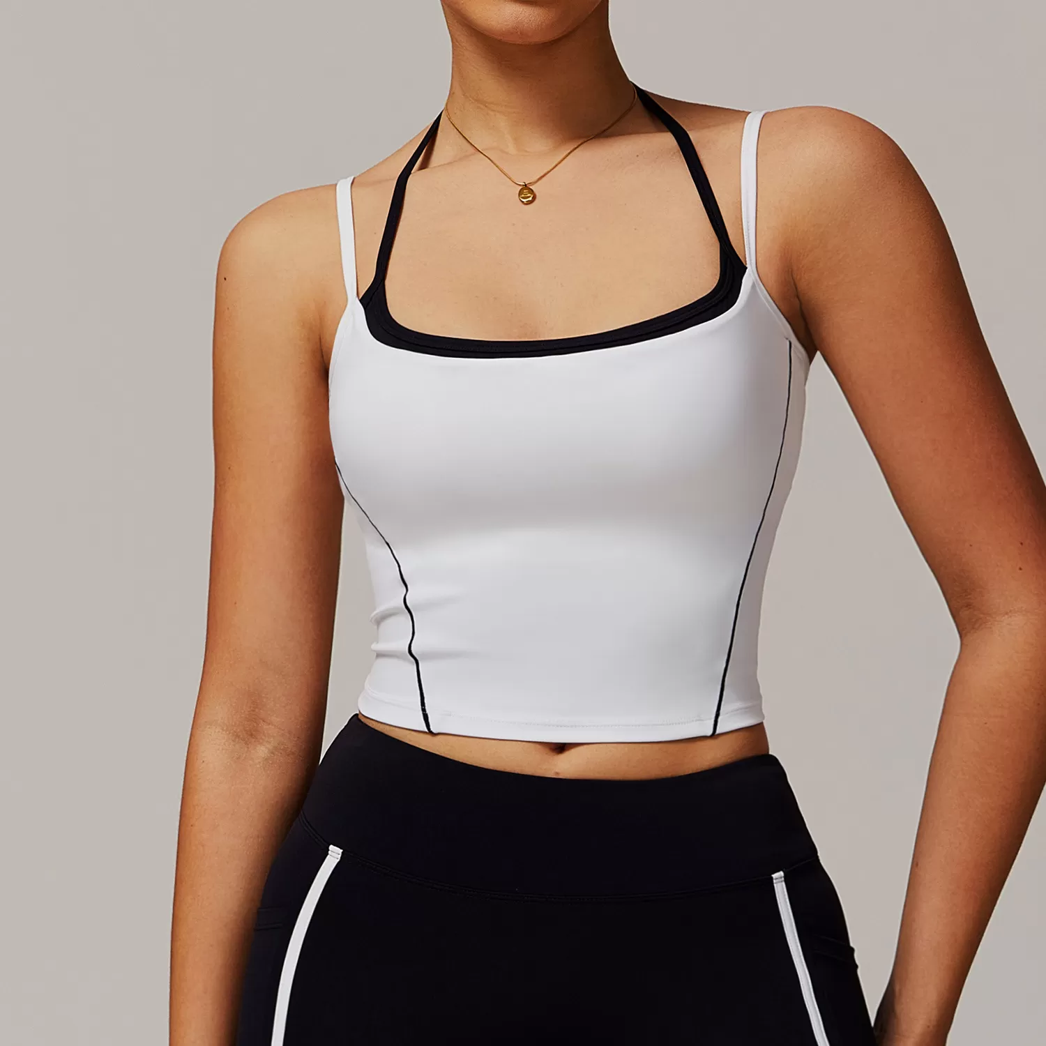 Tops blancos