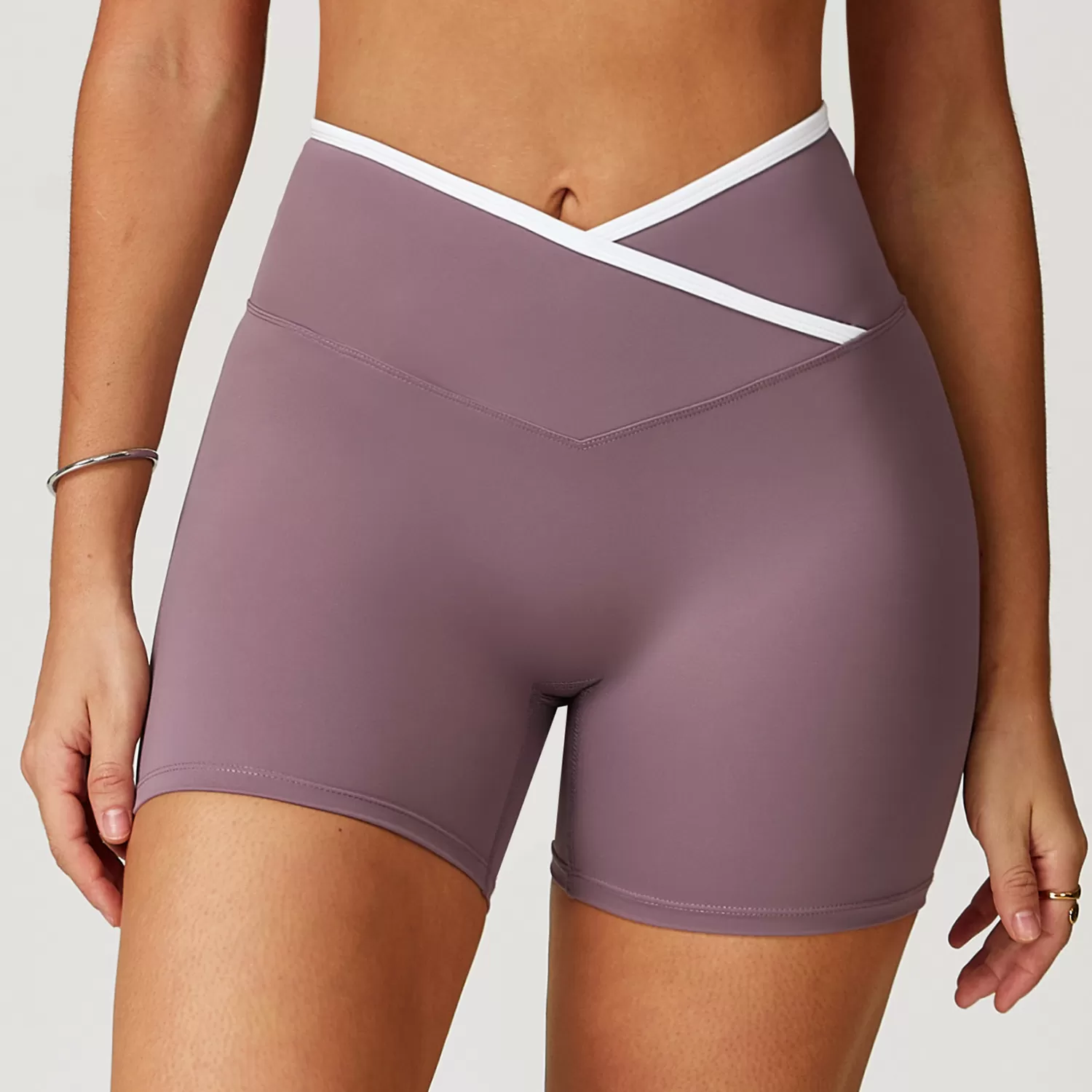 Pantalones cortos de taro