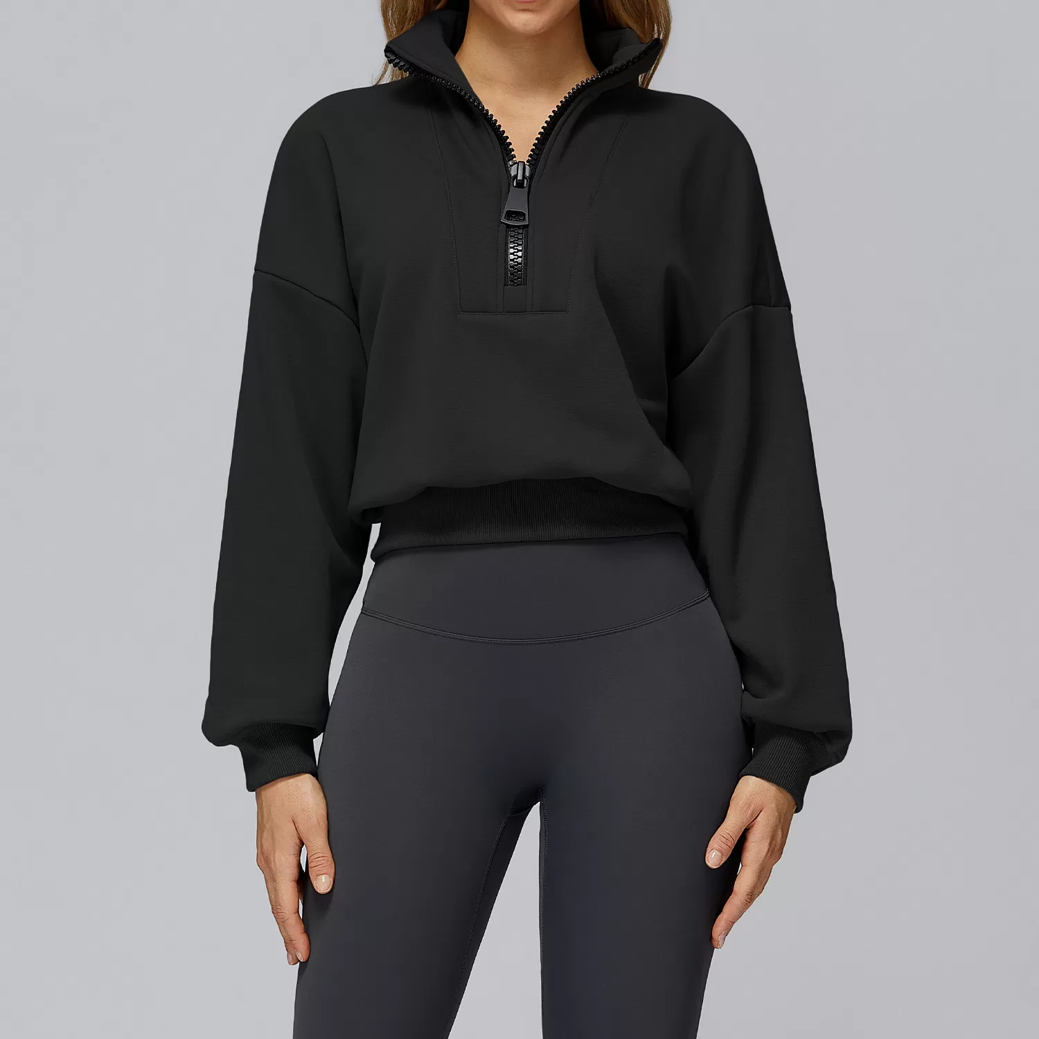 Sudadera deportiva de yoga para mujer, con media cremallera y cuello alto. Estilo holgado e informal. Modelo FGBEWY2502