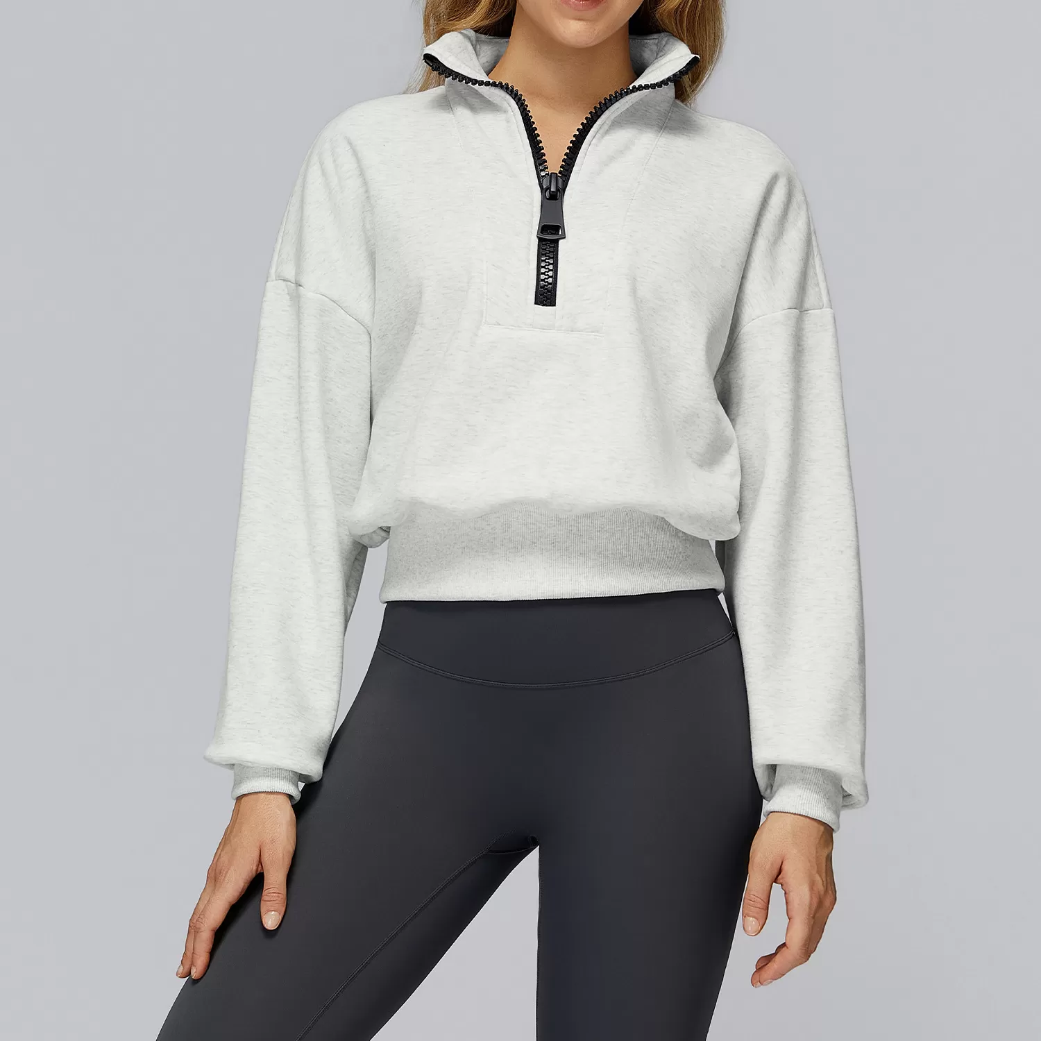 Sudadera deportiva de yoga para mujer, con media cremallera y cuello alto. Estilo holgado e informal. Modelo FGBEWY2502