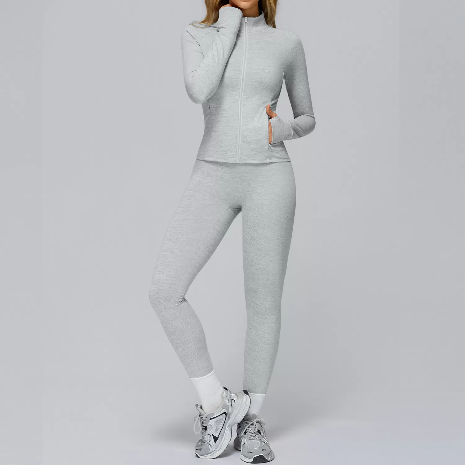 Chaqueta deportiva ajustada para mujer, ideal para fitness, running, yoga, yoga y fitness. Manga larga, cierre completo, transpirable y de secado rápido. Modelo FGBTZ4510.