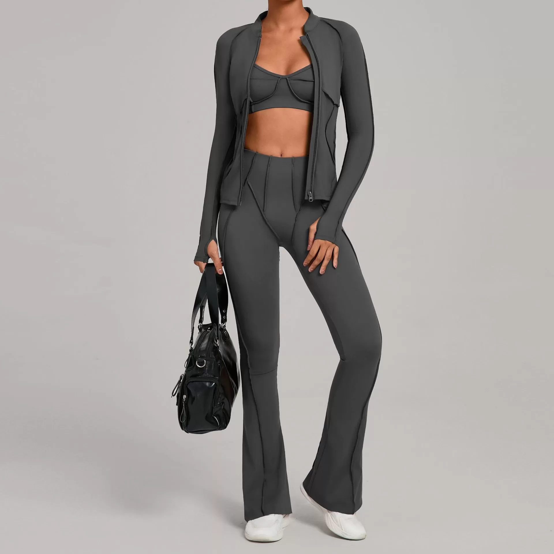 Chaqueta gris oscuro + sujetador + pantalones