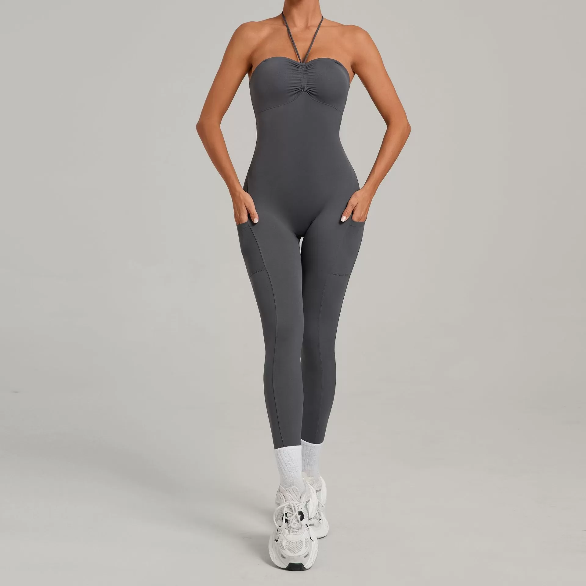 Venta al por mayor de mono de mujer con espalda descubierta, faja moldeadora, tirantes ajustables, pantalones cortos, mono con almohadilla para el pecho, pilates, yoga, FGB80663