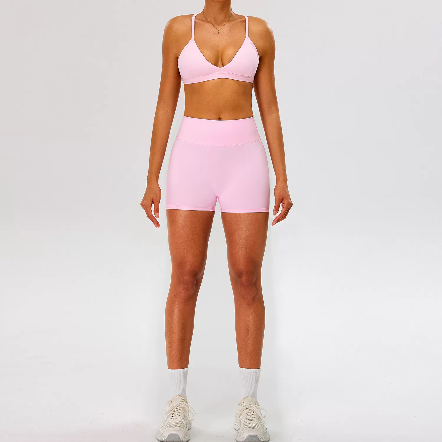 Sujetador rosa + pantalones cortos