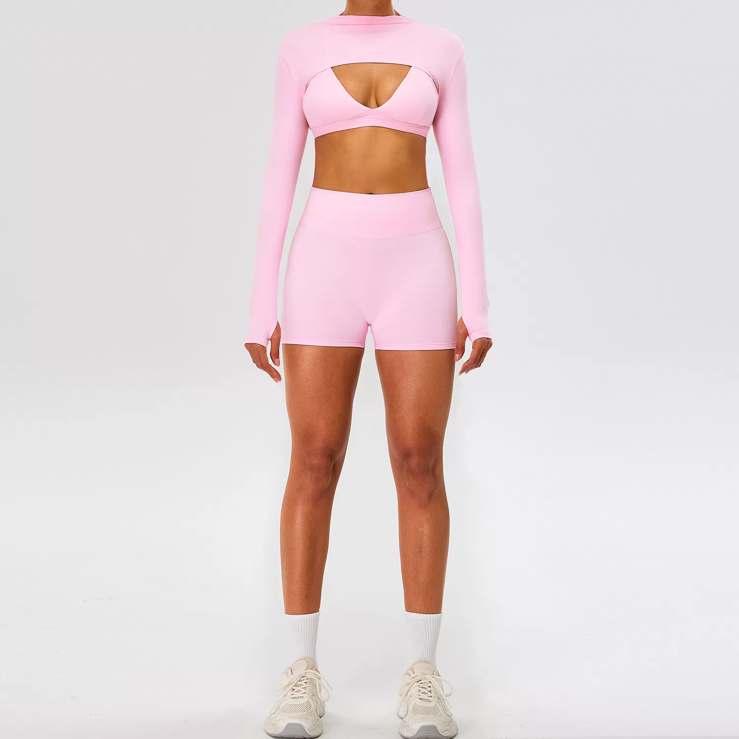 Sujetador rosa + top + shorts