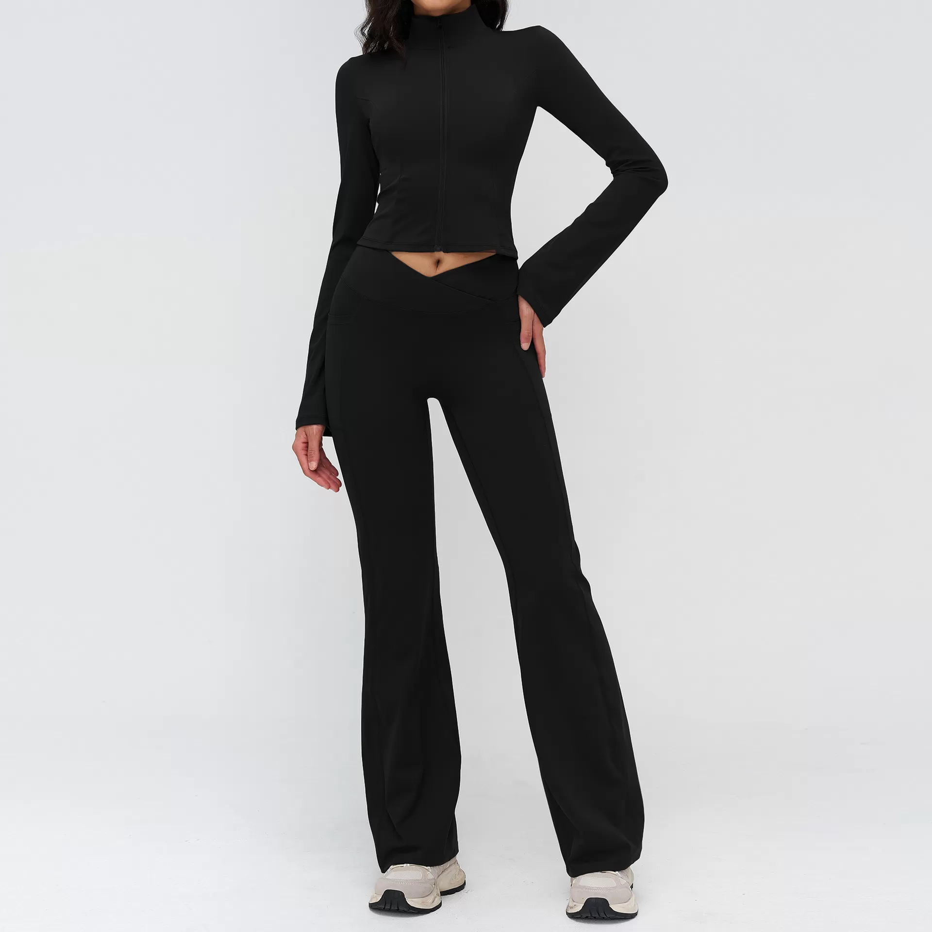 Chaquetas y pantalones negros