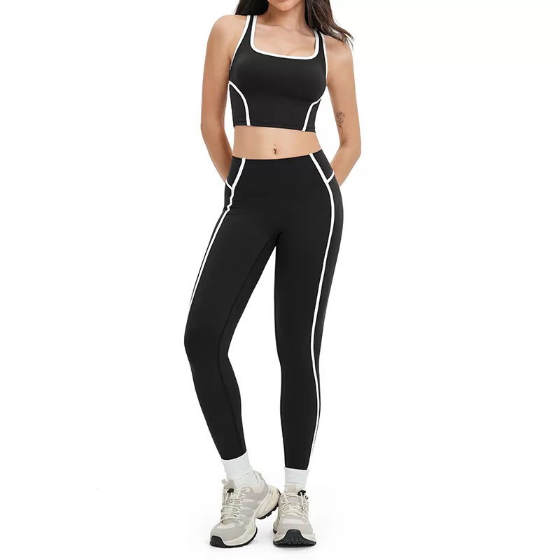 Conjunto deportivo de cuatro piezas para mujer: top corto con espalda descubierta, pantalones de chándal de pierna ancha acampanada. Ideal para gimnasio, fitness, entrenamiento y yoga. FGBTZ2101