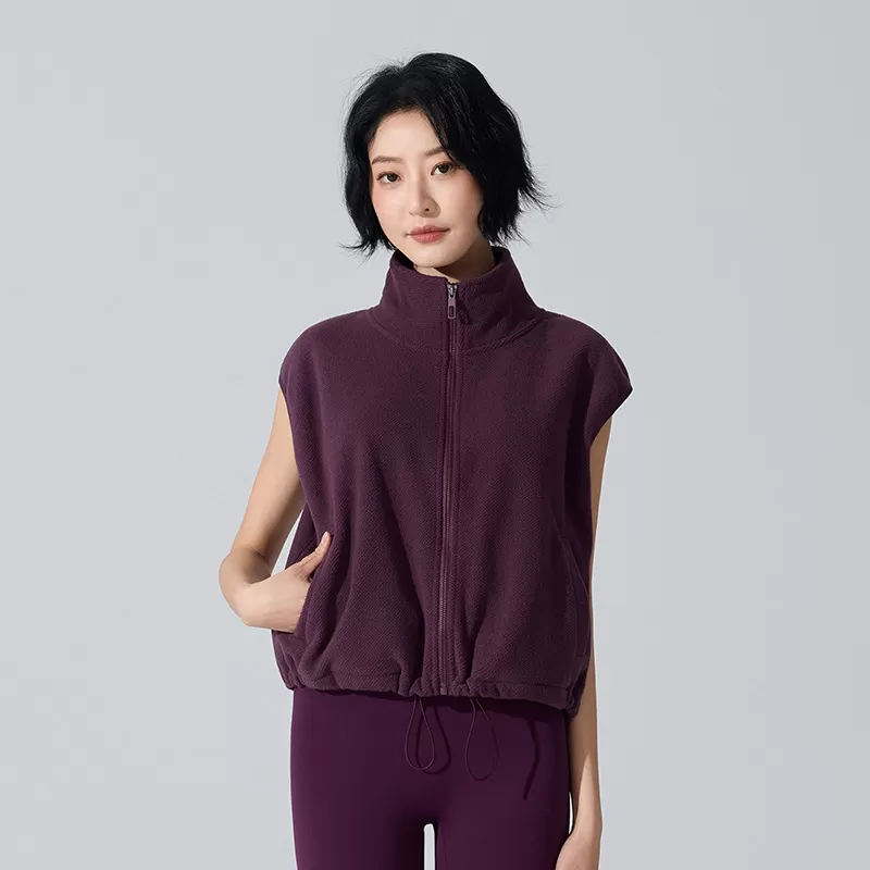 chaleco morado oscuro