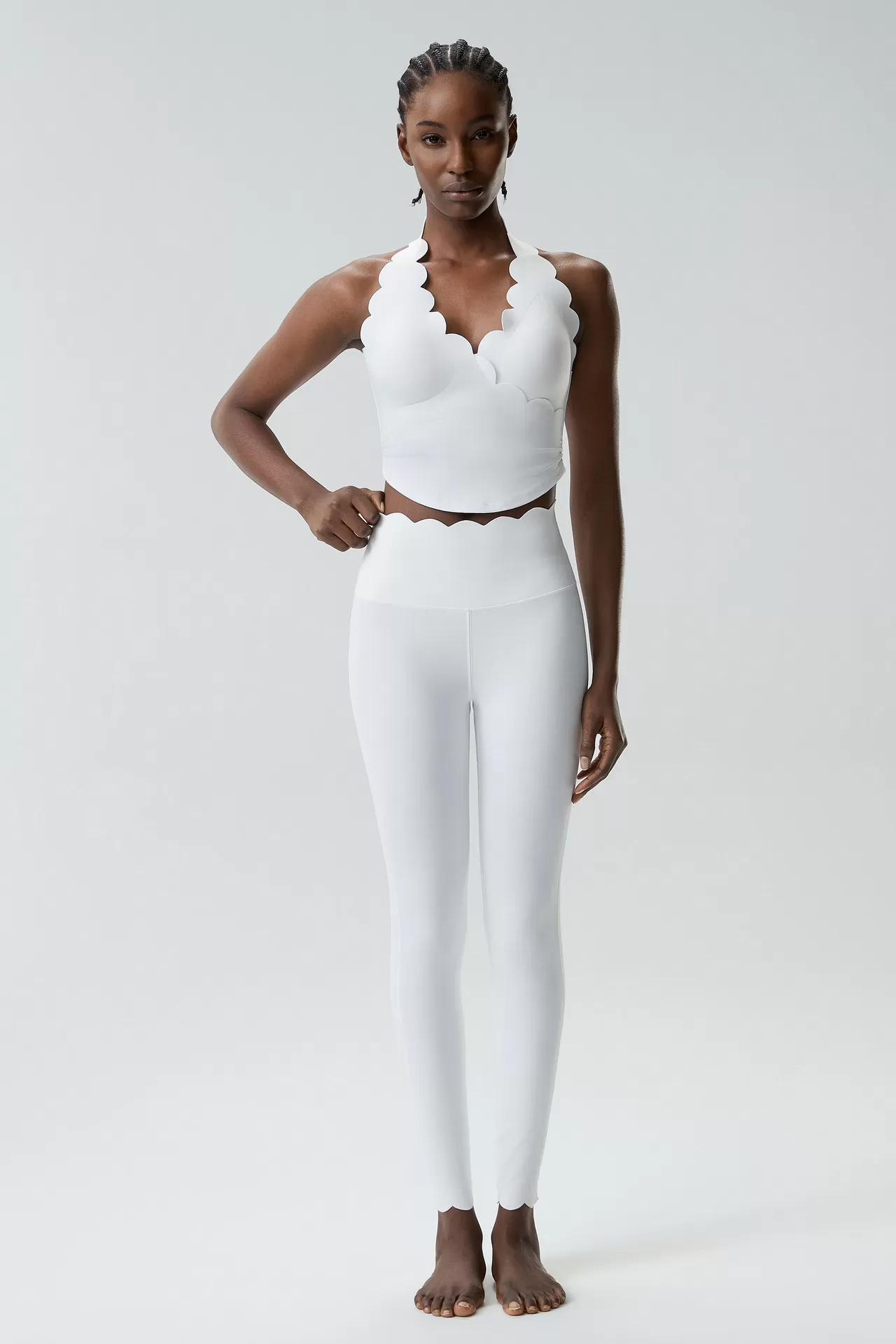 Sujetador y leggings en color blanco roto