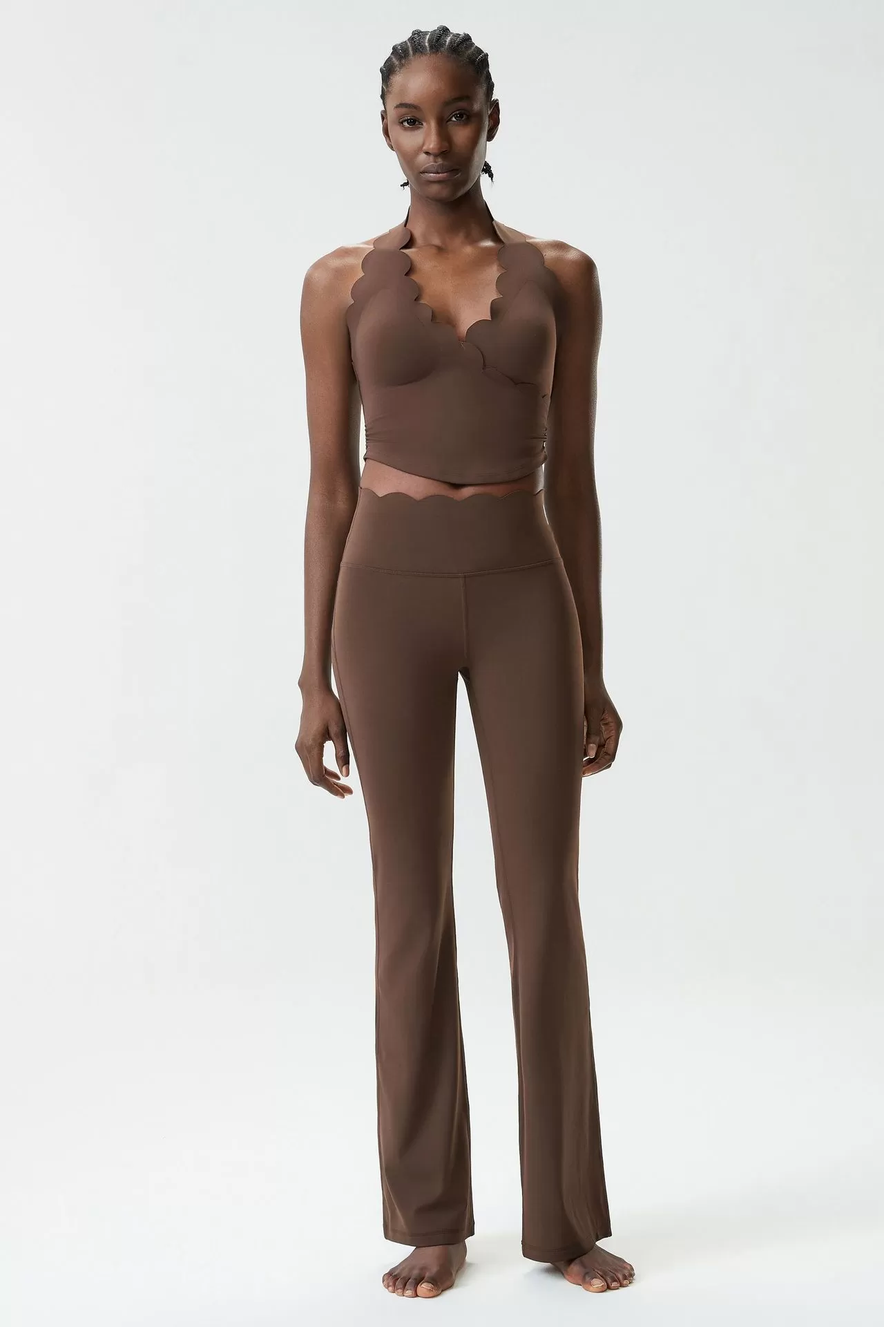 Sujetador y pantalón color café