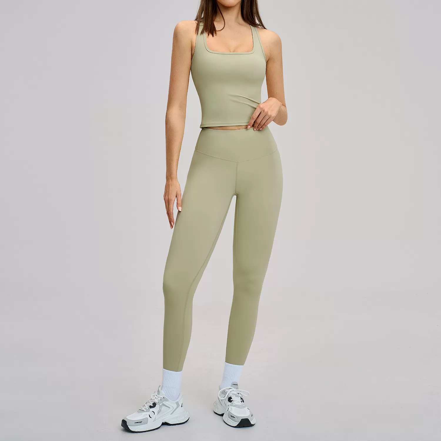 Camisetas y leggings verdes